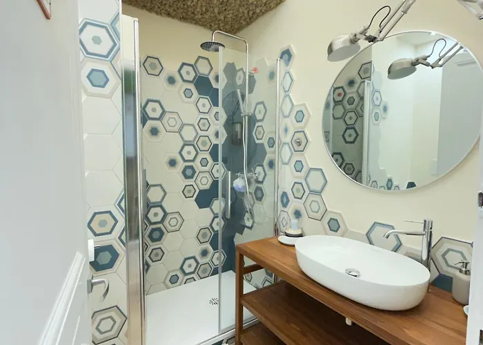 Maison Soleil - 3 Bedrooms And 2 Baths In Apartment *