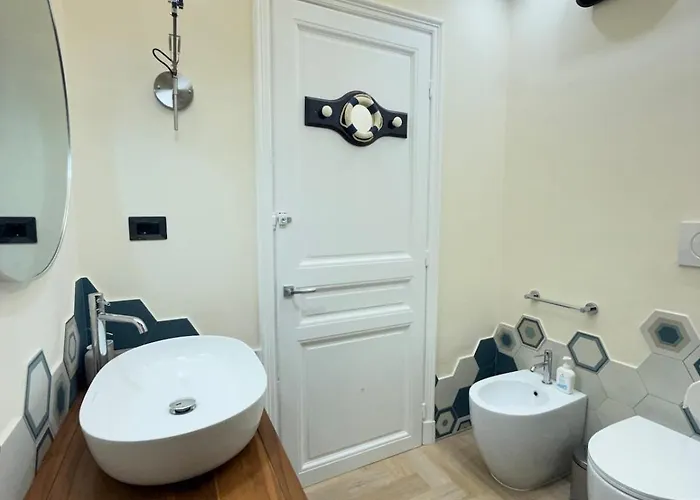 Maison Soleil - 3 Bedrooms And 2 Baths In Apartment Menton