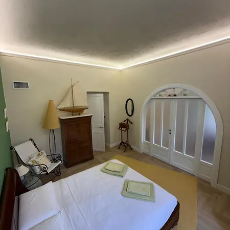 Maison Soleil - 3 Bedrooms And 2 Baths In 芒通