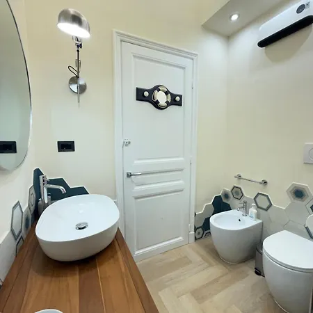 Maison Soleil - 3 Bedrooms And 2 Baths In 公寓 芒通