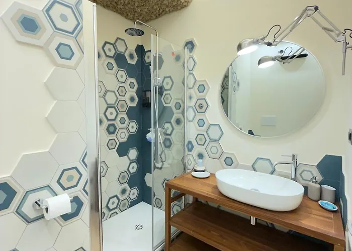 Maison Soleil - 3 Bedrooms And 2 Baths In 公寓 芒通